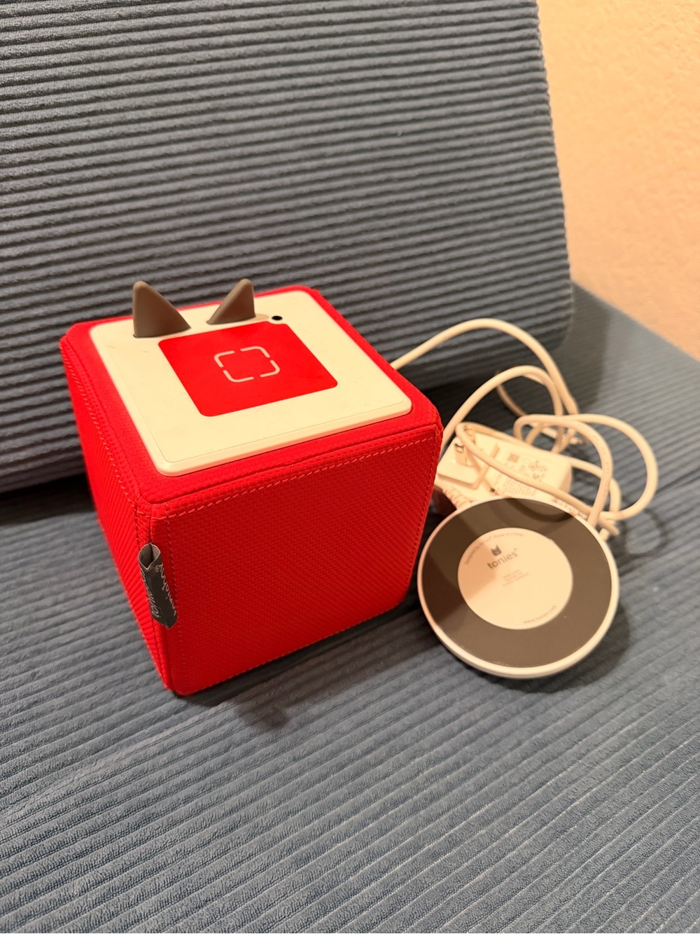 Tonie box w/charger